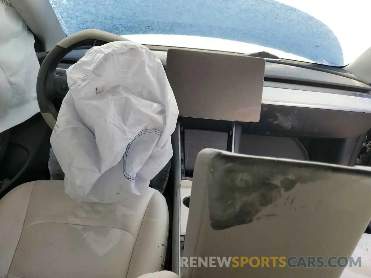 8 Photograph of a damaged car 5YJ3E1EA7LF741189 TESLA MODEL 3 2020
