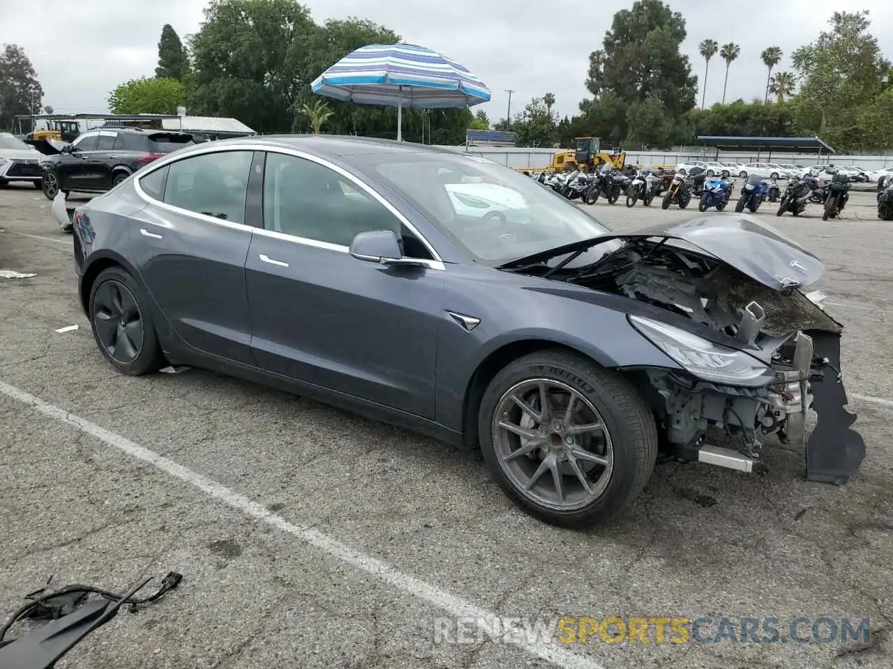 4 Photograph of a damaged car 5YJ3E1EA7LF743475 TESLA MODEL 3 2020