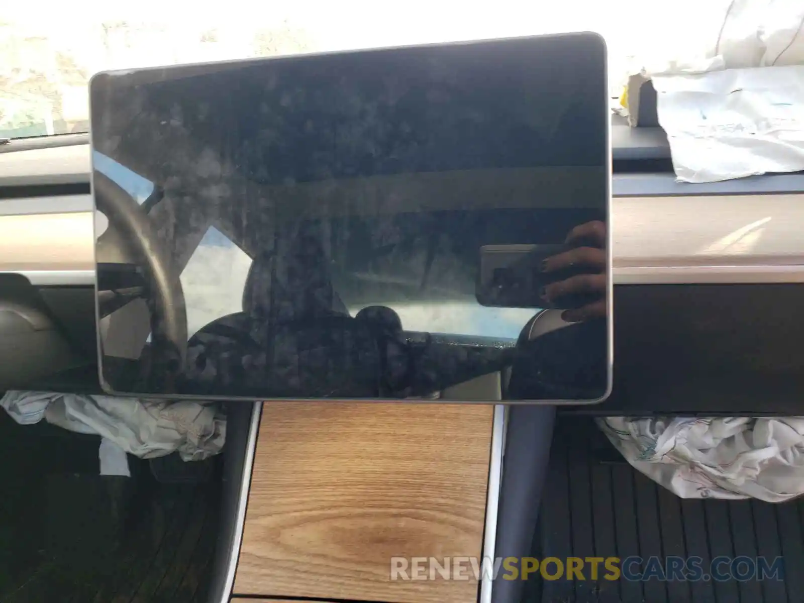 8 Photograph of a damaged car 5YJ3E1EA7LF743704 TESLA MODEL 3 2020