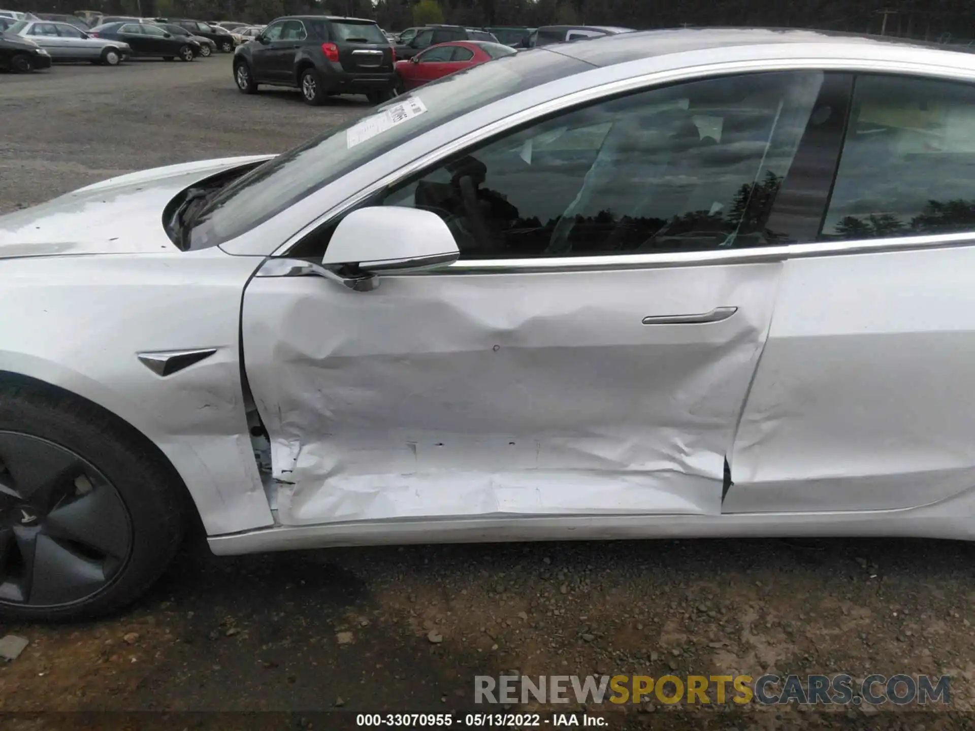 6 Photograph of a damaged car 5YJ3E1EA7LF745159 TESLA MODEL 3 2020