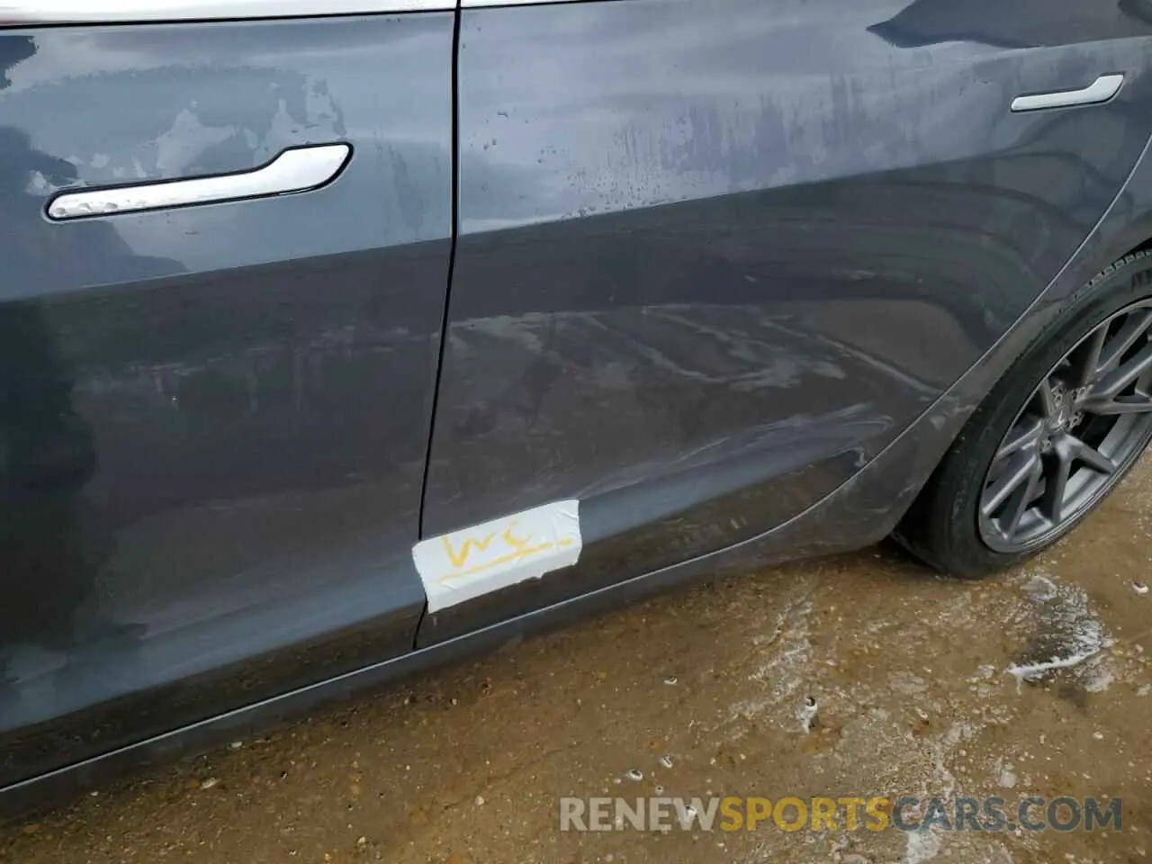 14 Photograph of a damaged car 5YJ3E1EA7LF745601 TESLA MODEL 3 2020