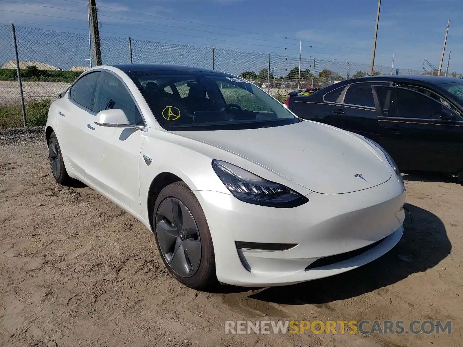 1 Photograph of a damaged car 5YJ3E1EA7LF783572 TESLA MODEL 3 2020