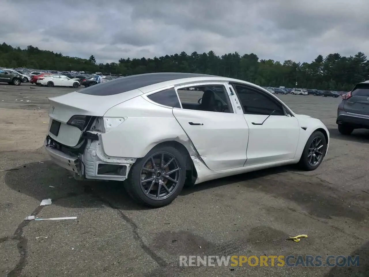 3 Photograph of a damaged car 5YJ3E1EA7LF797293 TESLA MODEL 3 2020