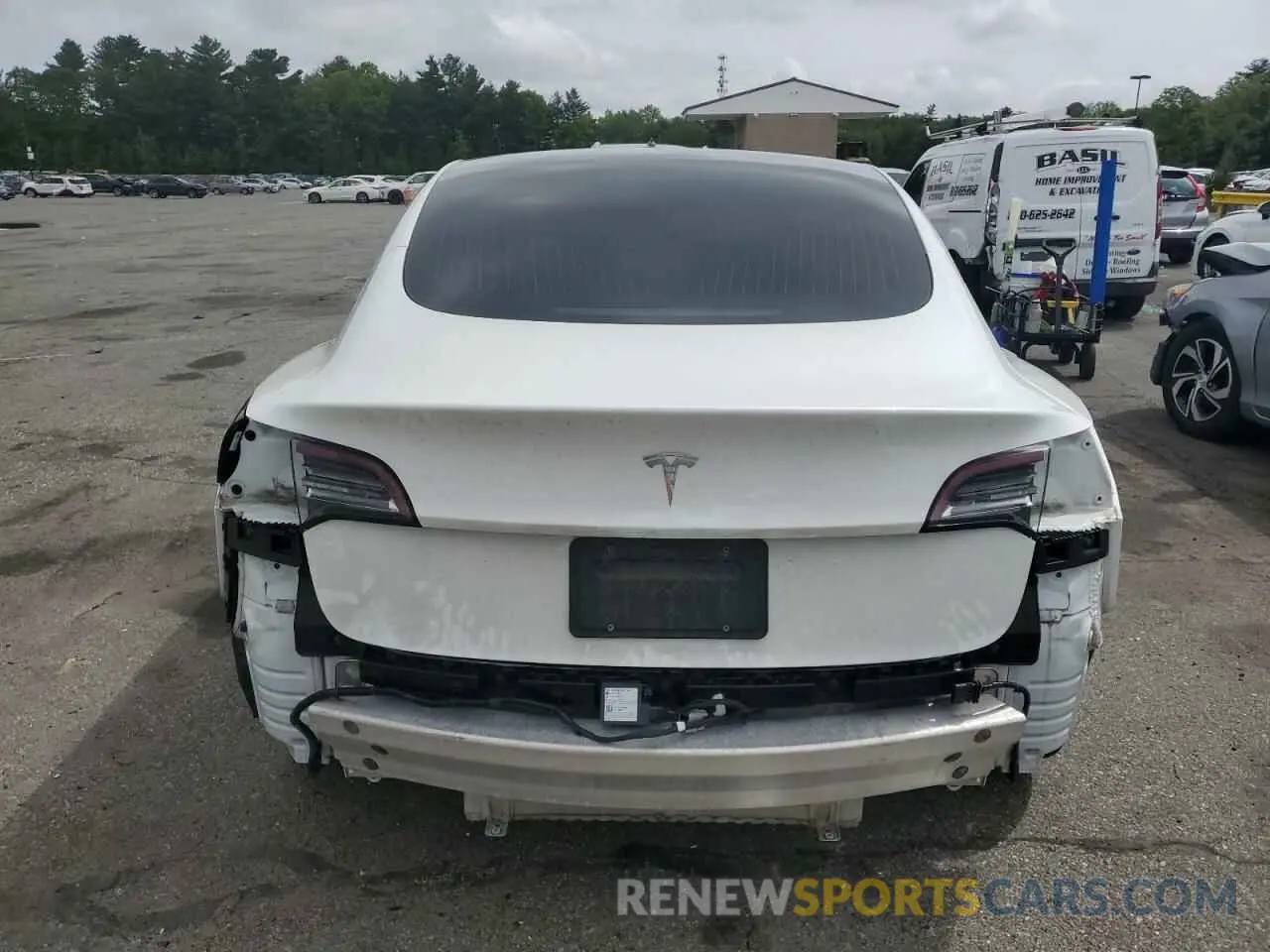 6 Photograph of a damaged car 5YJ3E1EA7LF797293 TESLA MODEL 3 2020