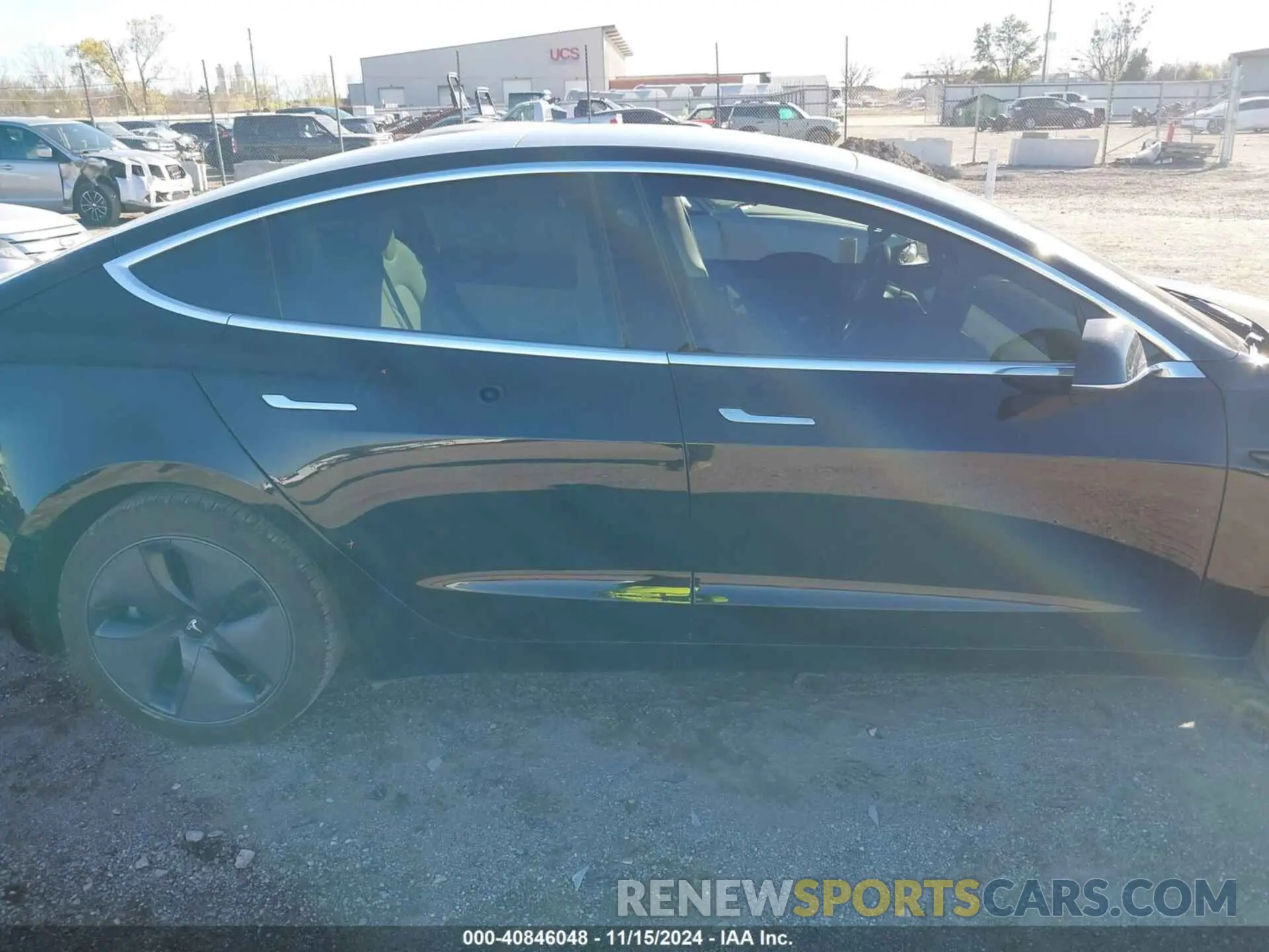 14 Photograph of a damaged car 5YJ3E1EA7LF802492 TESLA MODEL 3 2020