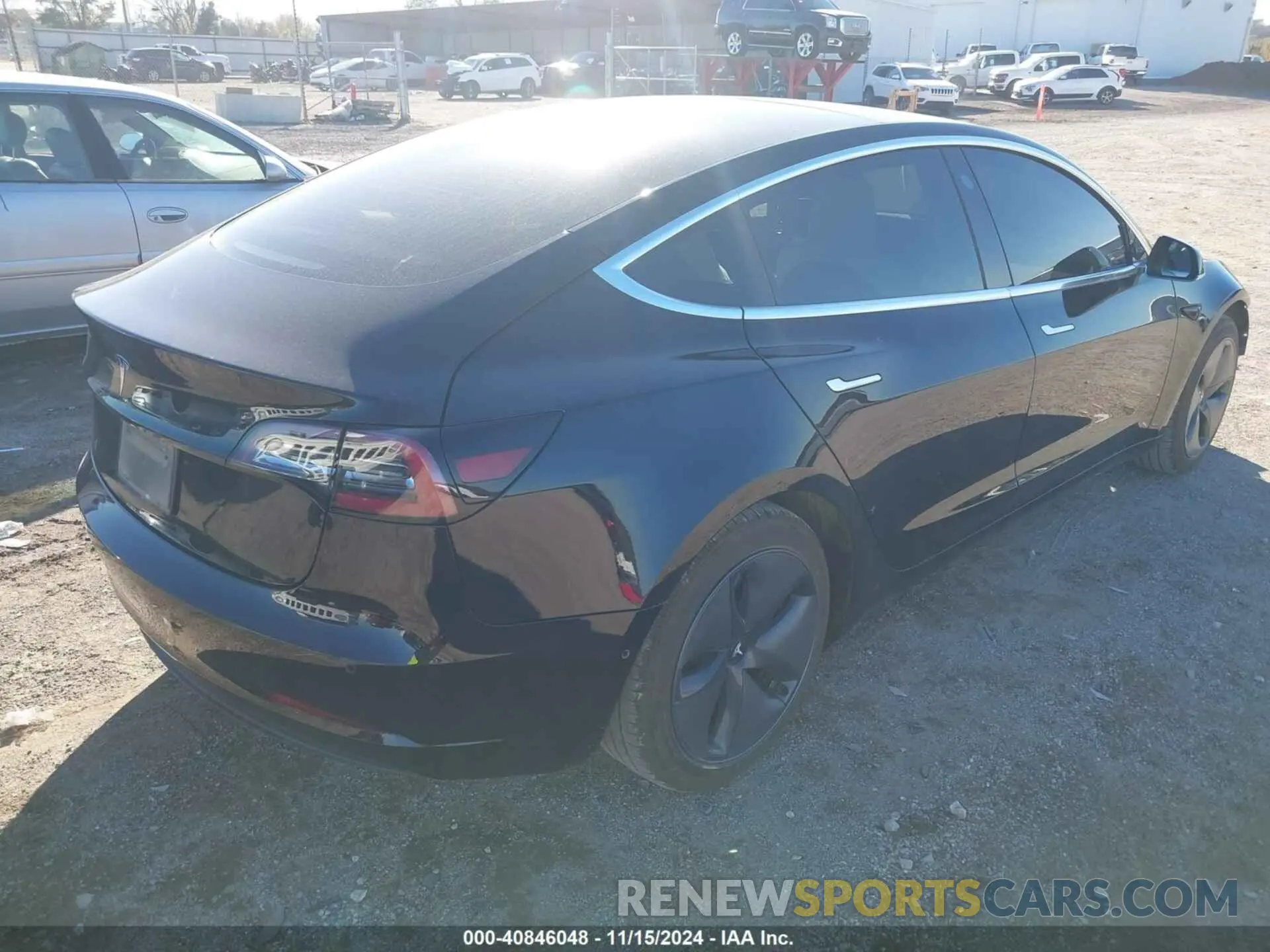 4 Photograph of a damaged car 5YJ3E1EA7LF802492 TESLA MODEL 3 2020