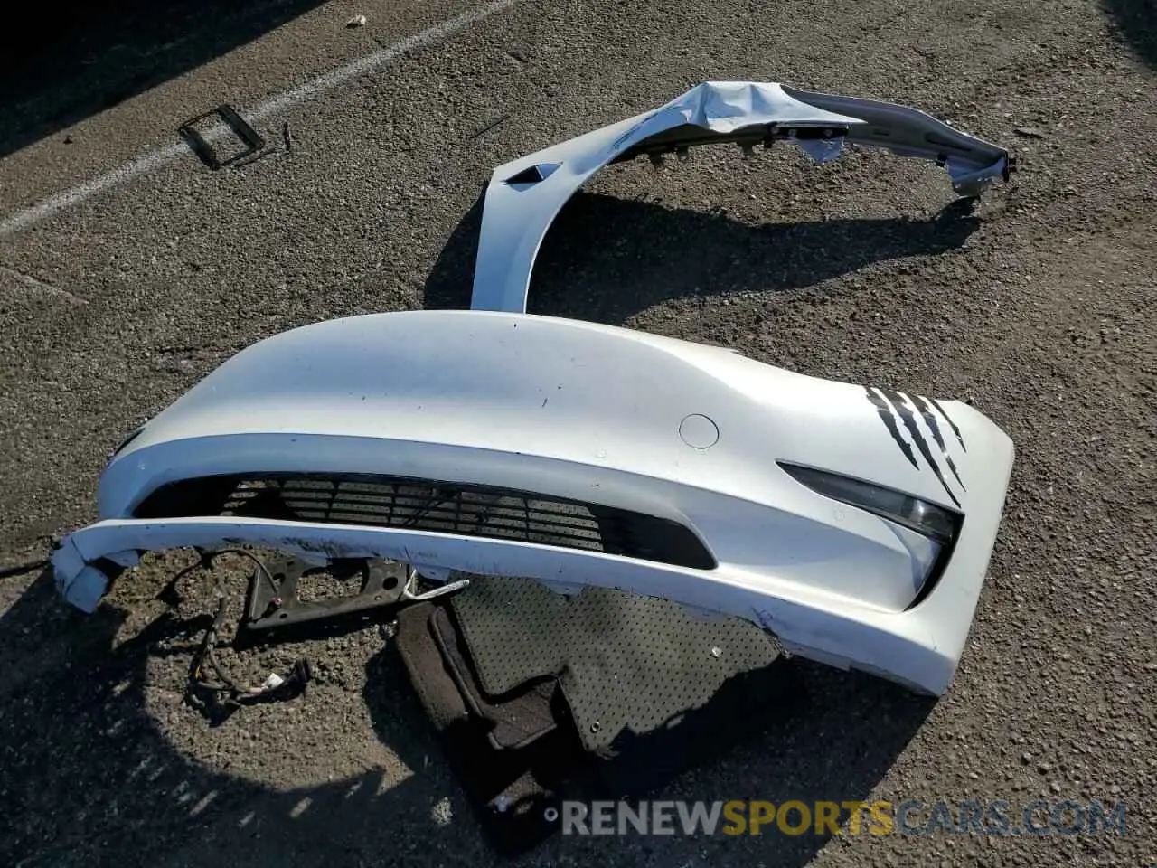 12 Photograph of a damaged car 5YJ3E1EA7LF803996 TESLA MODEL 3 2020