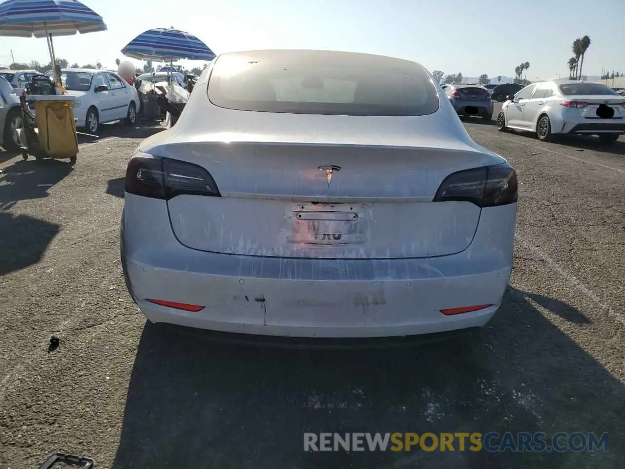 6 Photograph of a damaged car 5YJ3E1EA7LF803996 TESLA MODEL 3 2020