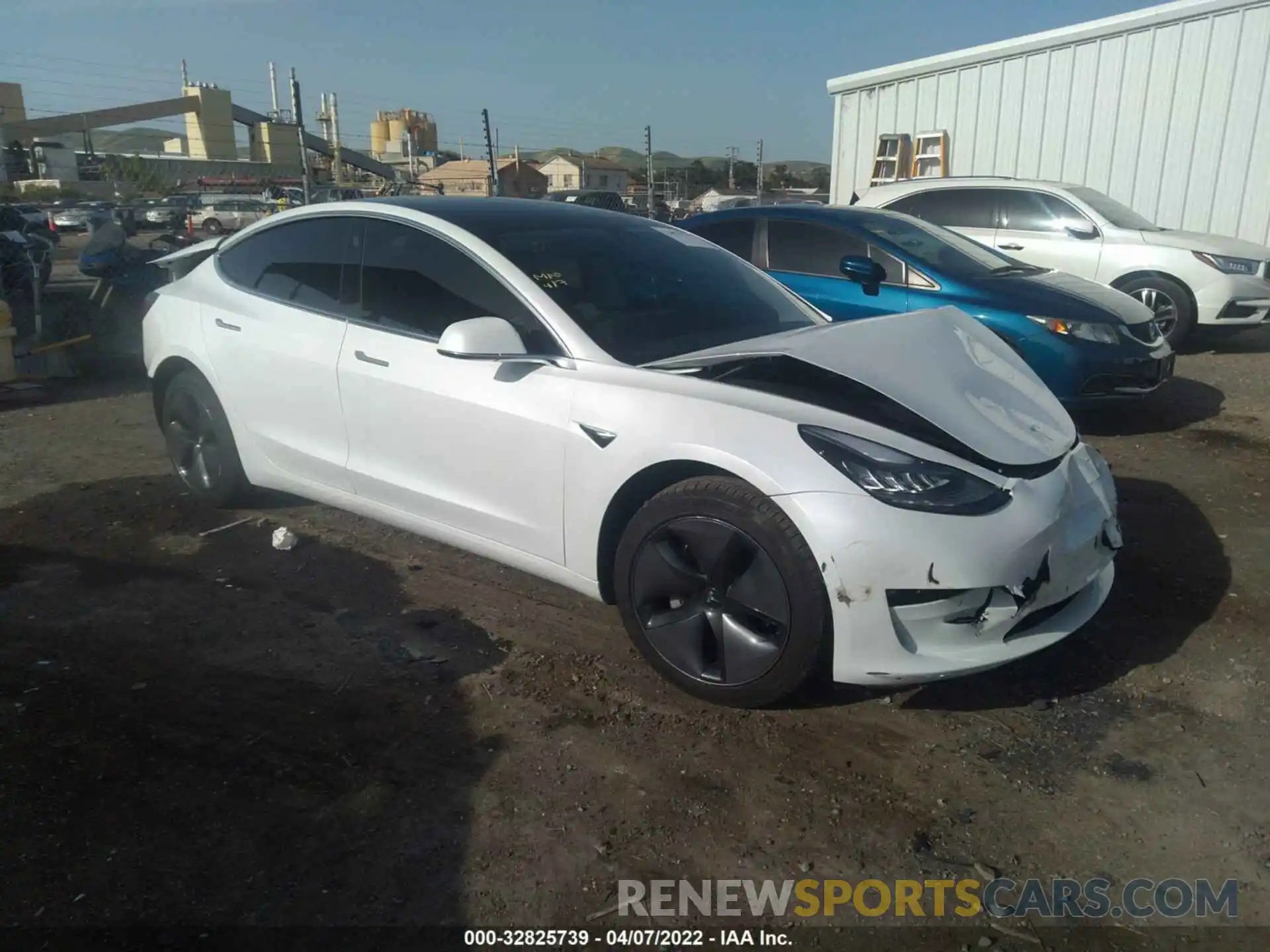 1 Photograph of a damaged car 5YJ3E1EA7LF805814 TESLA MODEL 3 2020