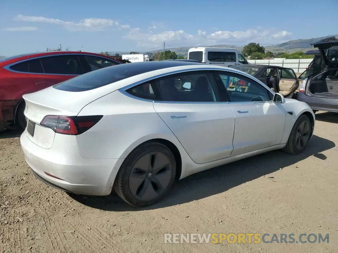 3 Photograph of a damaged car 5YJ3E1EA7LF805859 TESLA MODEL 3 2020