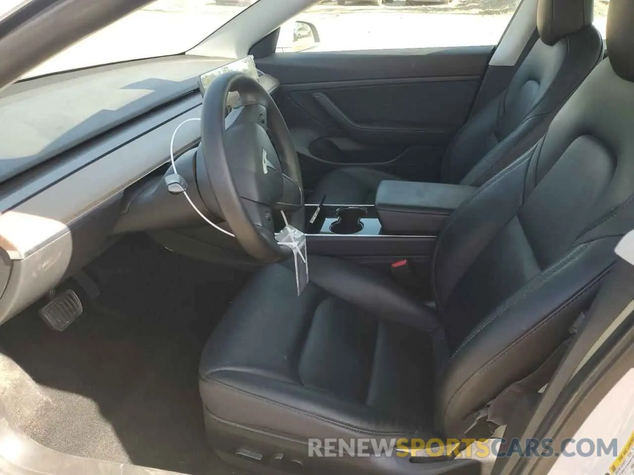 7 Photograph of a damaged car 5YJ3E1EA7LF805859 TESLA MODEL 3 2020