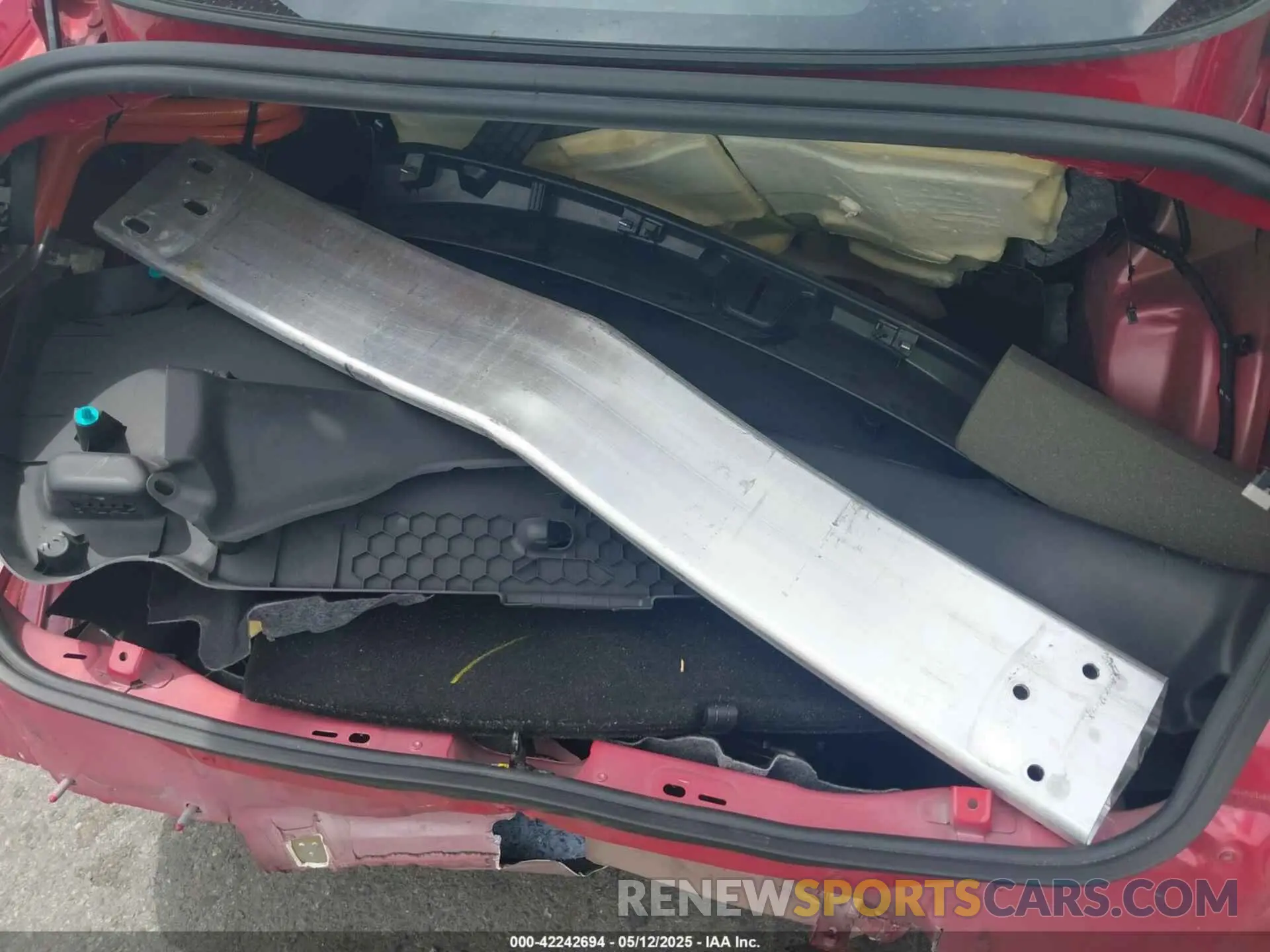 12 Photograph of a damaged car 5YJ3E1EA7LF806266 TESLA MODEL 3 2020
