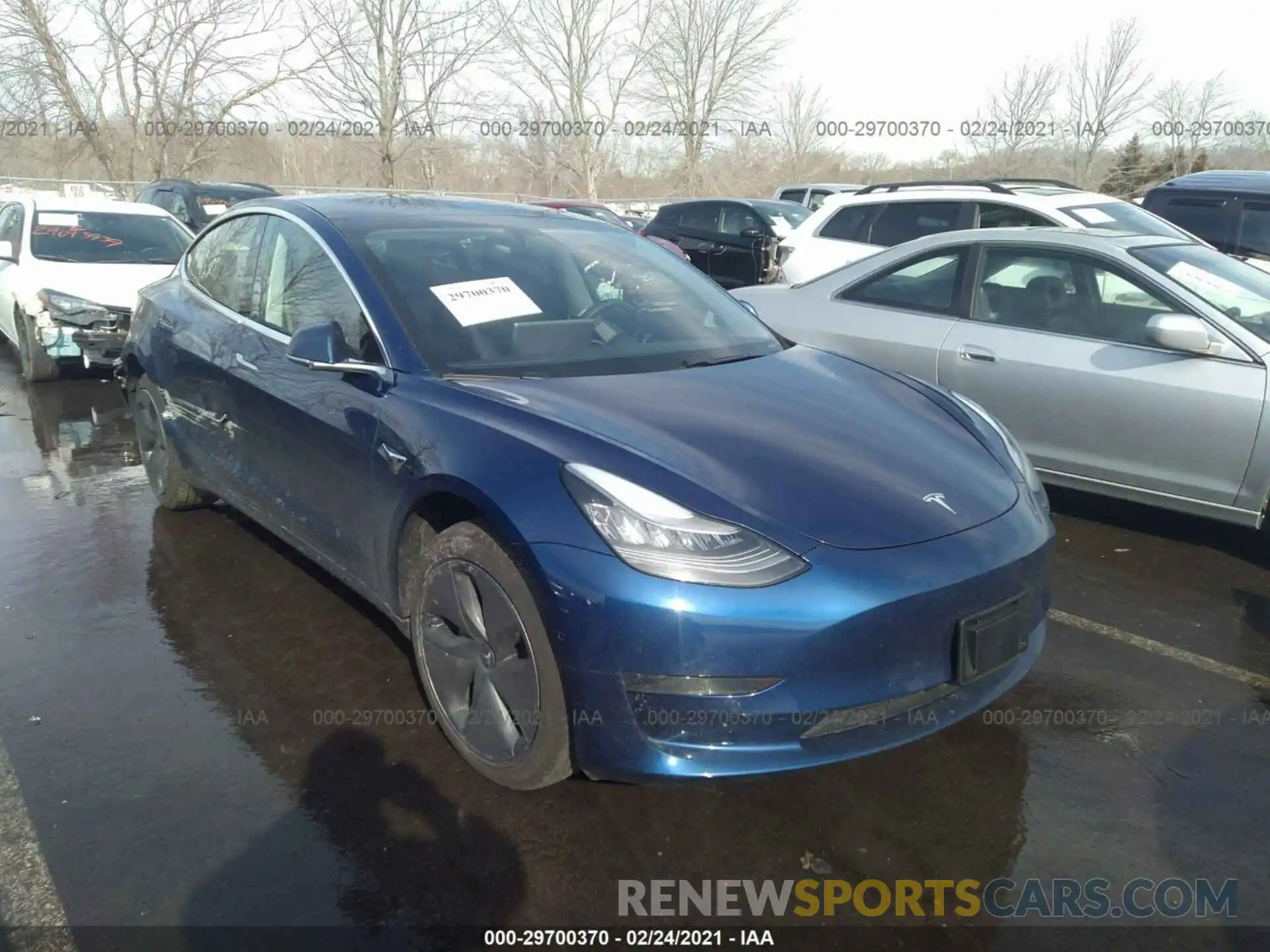 1 Photograph of a damaged car 5YJ3E1EA8LF476301 TESLA MODEL 3 2020