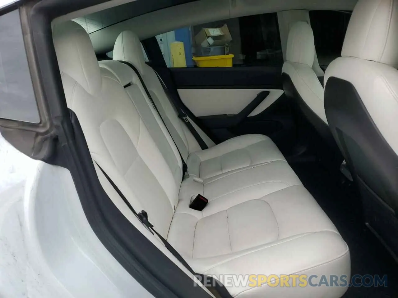 10 Photograph of a damaged car 5YJ3E1EA8LF591111 TESLA MODEL 3 2020