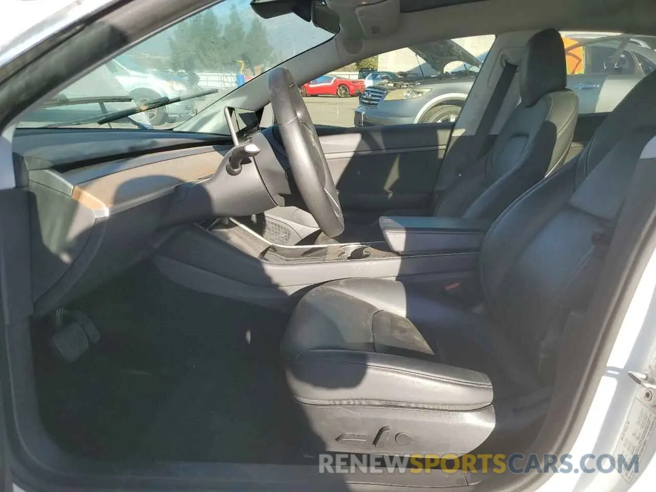 7 Photograph of a damaged car 5YJ3E1EA8LF598351 TESLA MODEL 3 2020