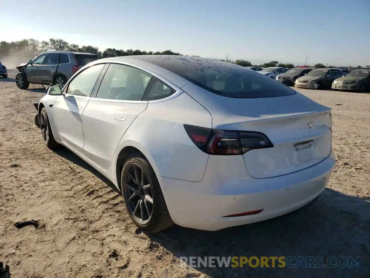 3 Photograph of a damaged car 5YJ3E1EA8LF599175 TESLA MODEL 3 2020