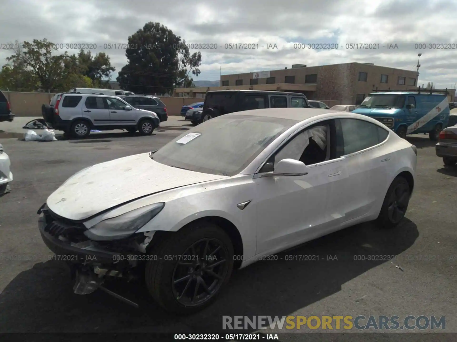 2 Photograph of a damaged car 5YJ3E1EA8LF613298 TESLA MODEL 3 2020