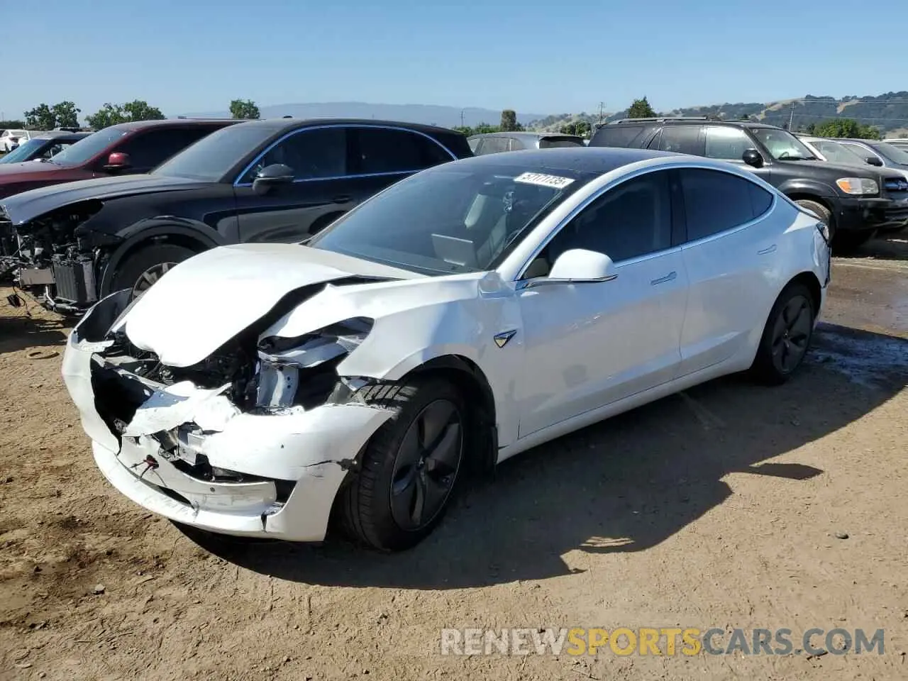 1 Photograph of a damaged car 5YJ3E1EA8LF633213 TESLA MODEL 3 2020