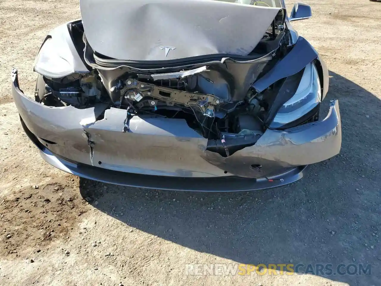 9 Photograph of a damaged car 5YJ3E1EA8LF643952 TESLA MODEL 3 2020