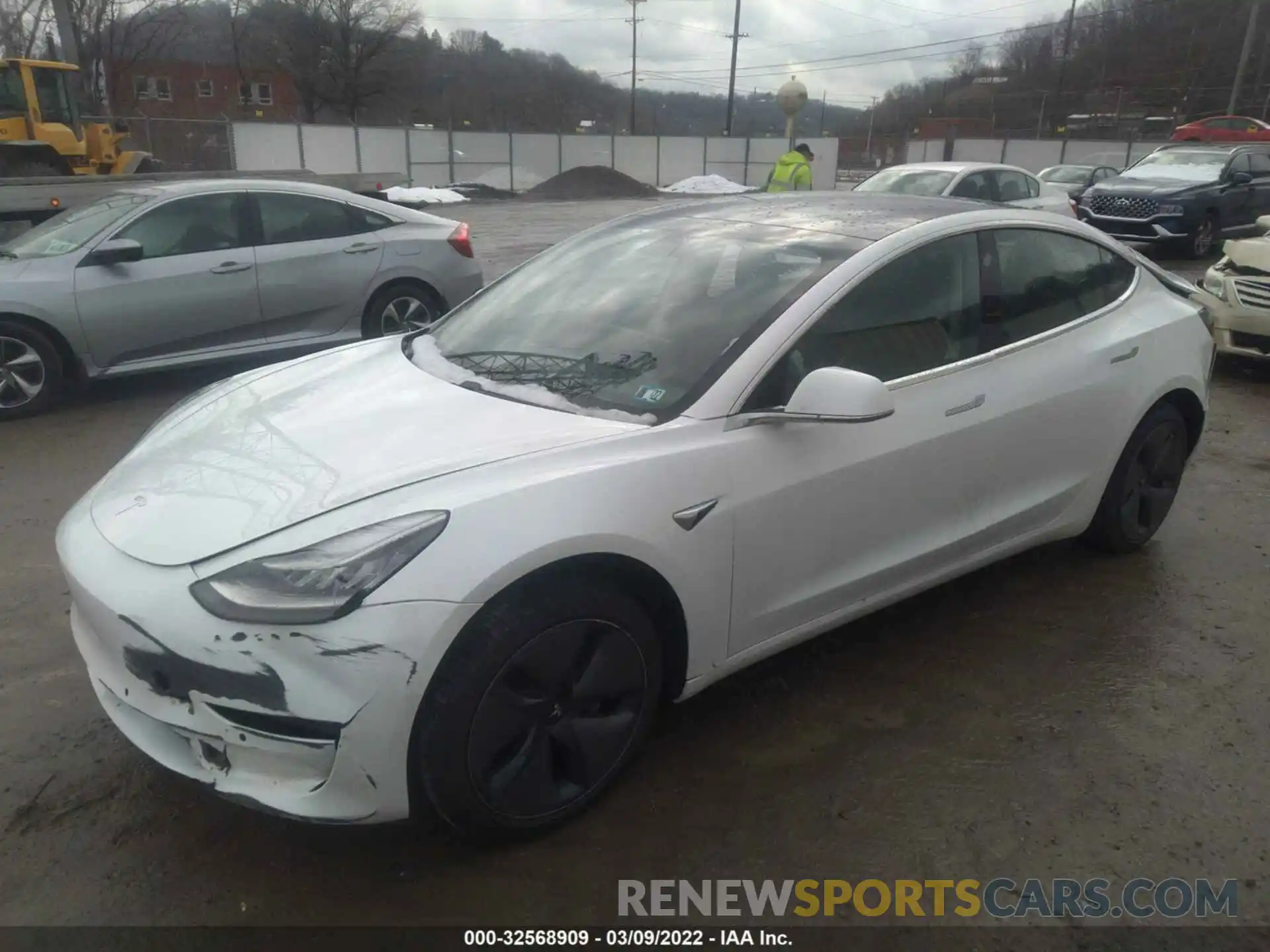 2 Photograph of a damaged car 5YJ3E1EA8LF645328 TESLA MODEL 3 2020