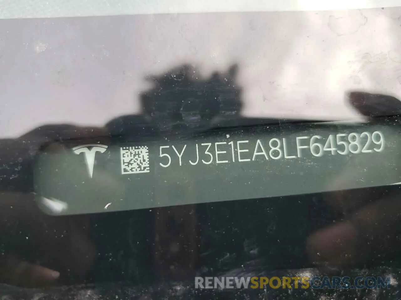 13 Photograph of a damaged car 5YJ3E1EA8LF645829 TESLA MODEL 3 2020