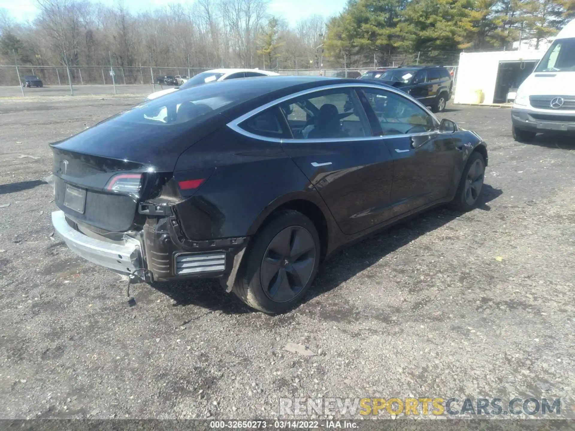 4 Photograph of a damaged car 5YJ3E1EA8LF657589 TESLA MODEL 3 2020