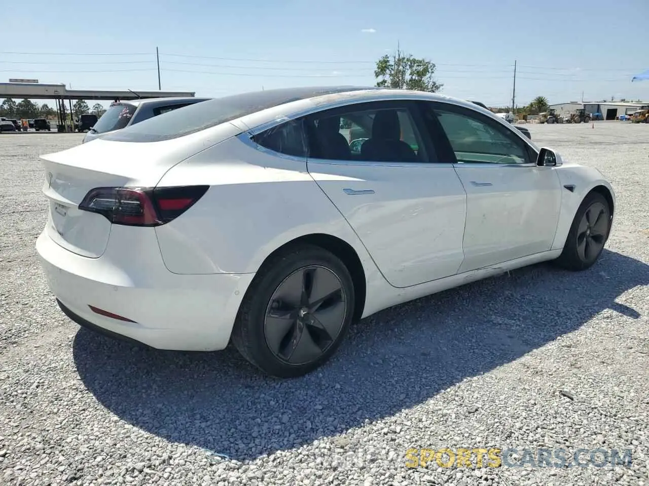 3 Photograph of a damaged car 5YJ3E1EA8LF659083 TESLA MODEL 3 2020