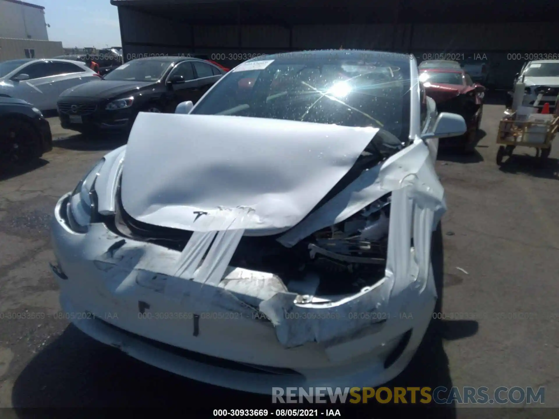 6 Photograph of a damaged car 5YJ3E1EA8LF660542 TESLA MODEL 3 2020