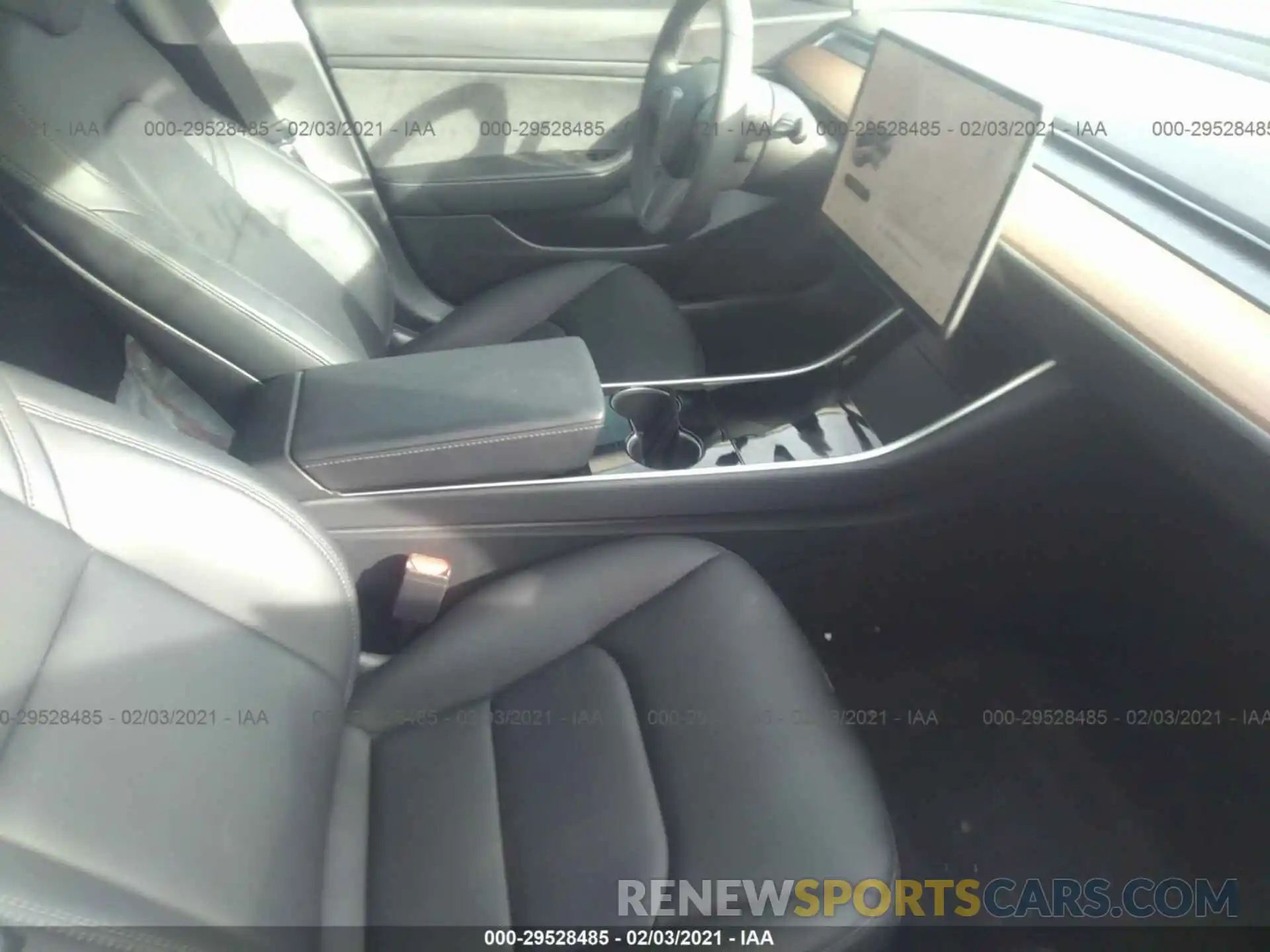 5 Photograph of a damaged car 5YJ3E1EA8LF660704 TESLA MODEL 3 2020