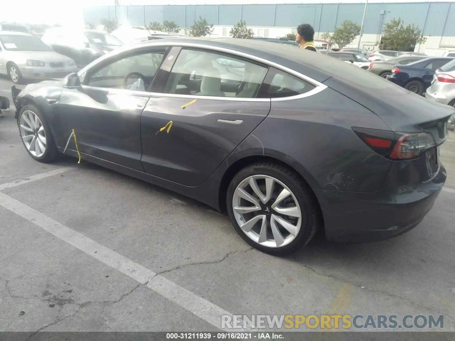 3 Photograph of a damaged car 5YJ3E1EA8LF662632 TESLA MODEL 3 2020