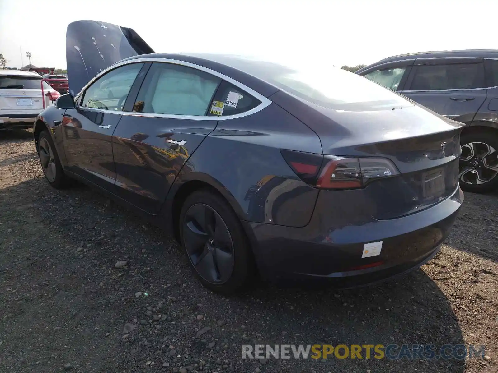 3 Photograph of a damaged car 5YJ3E1EA8LF736714 TESLA MODEL 3 2020