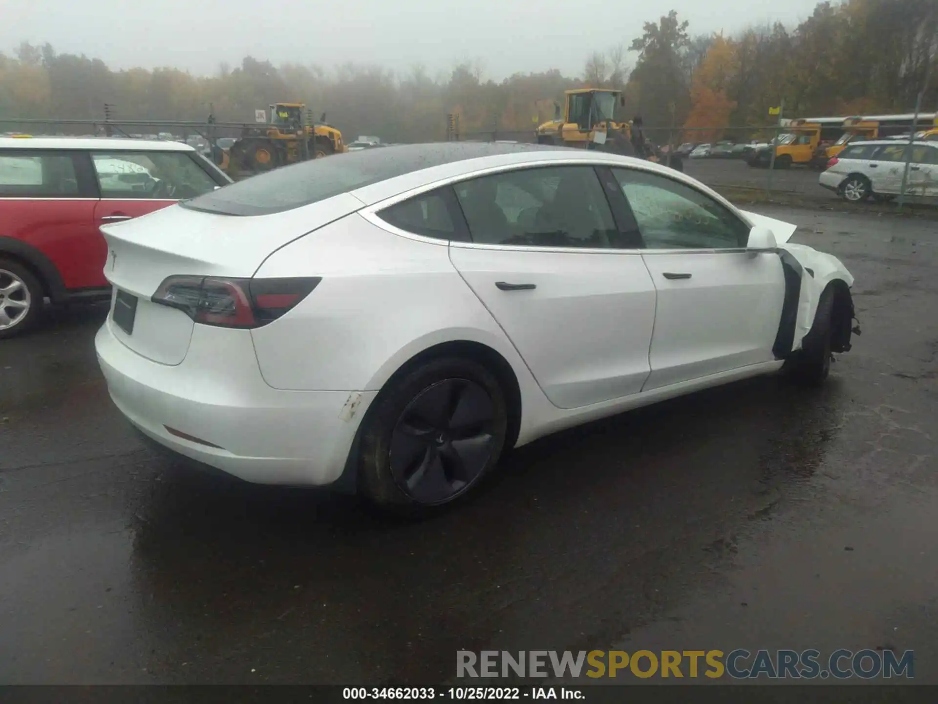 4 Photograph of a damaged car 5YJ3E1EA8LF737345 TESLA MODEL 3 2020