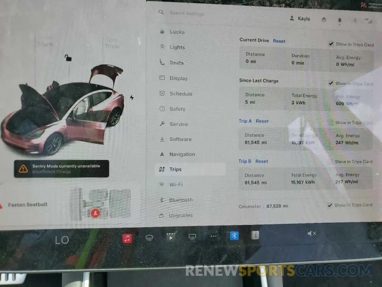 9 Photograph of a damaged car 5YJ3E1EA8LF741041 TESLA MODEL 3 2020