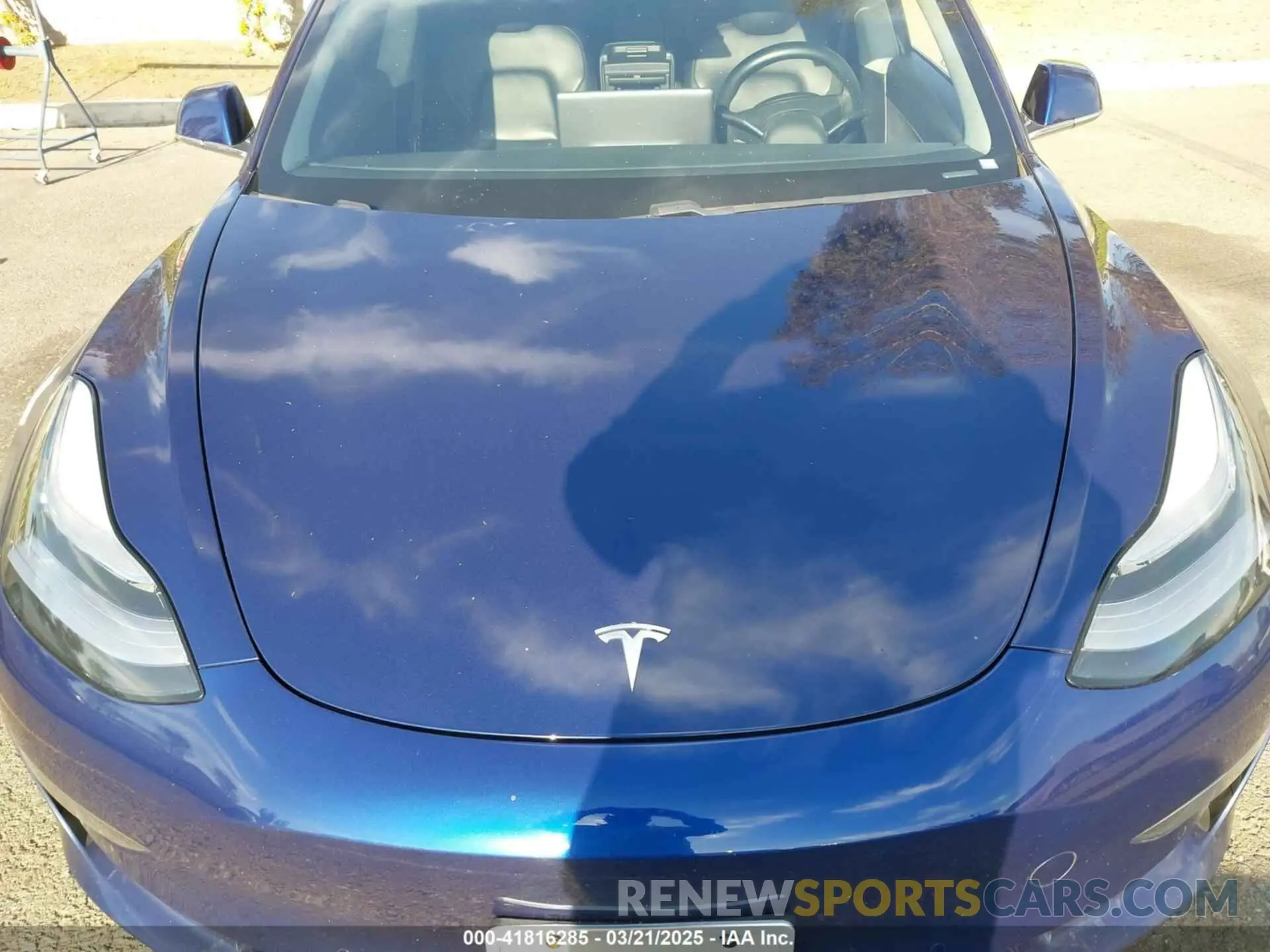 10 Photograph of a damaged car 5YJ3E1EA8LF785010 TESLA MODEL 3 2020