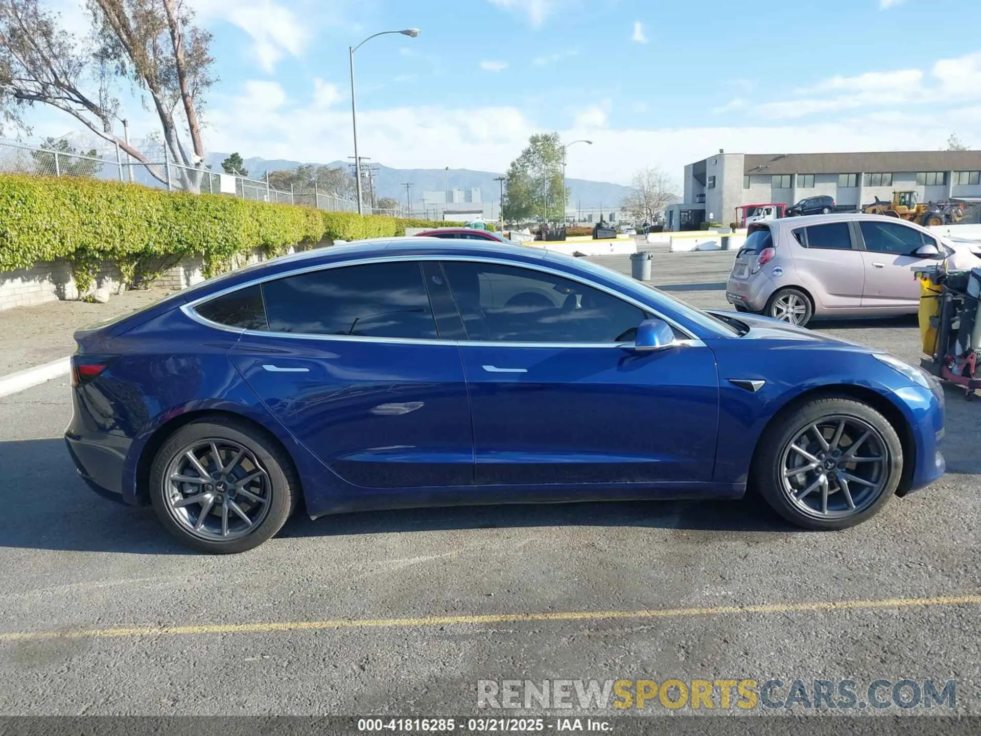 13 Photograph of a damaged car 5YJ3E1EA8LF785010 TESLA MODEL 3 2020