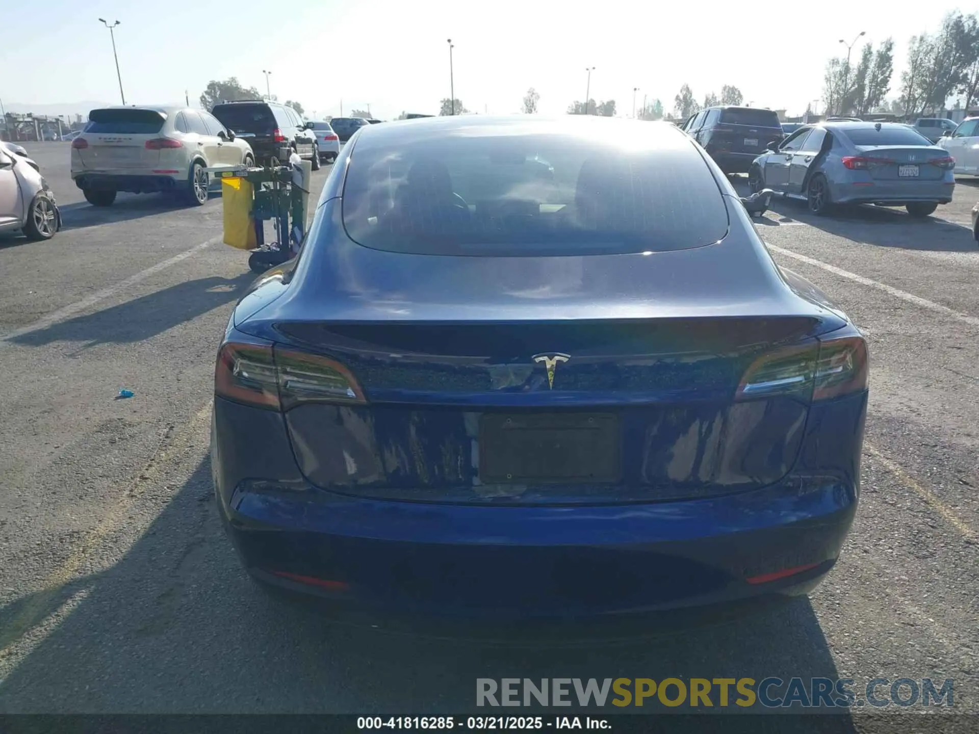 16 Photograph of a damaged car 5YJ3E1EA8LF785010 TESLA MODEL 3 2020
