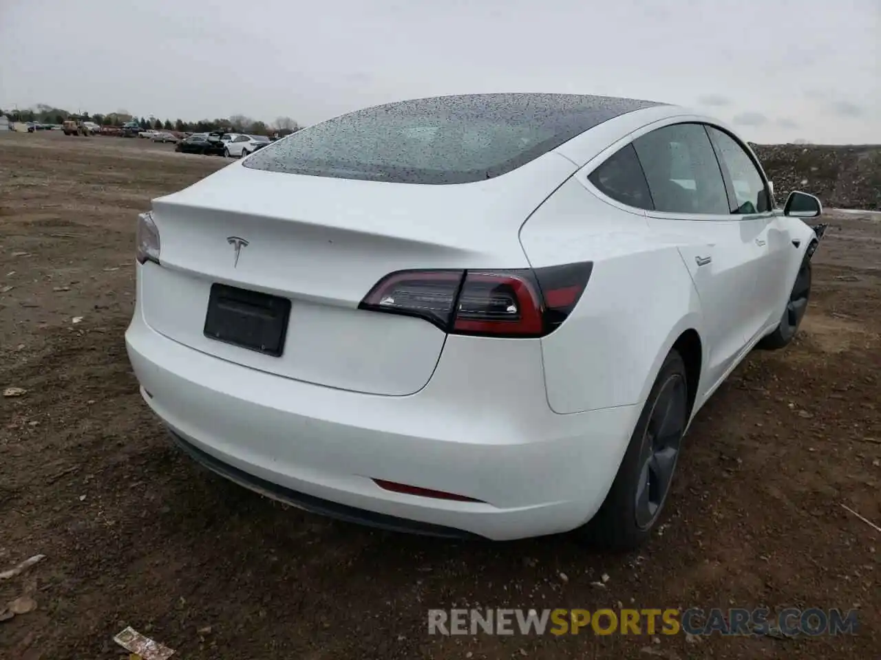 4 Photograph of a damaged car 5YJ3E1EA8LF785380 TESLA MODEL 3 2020