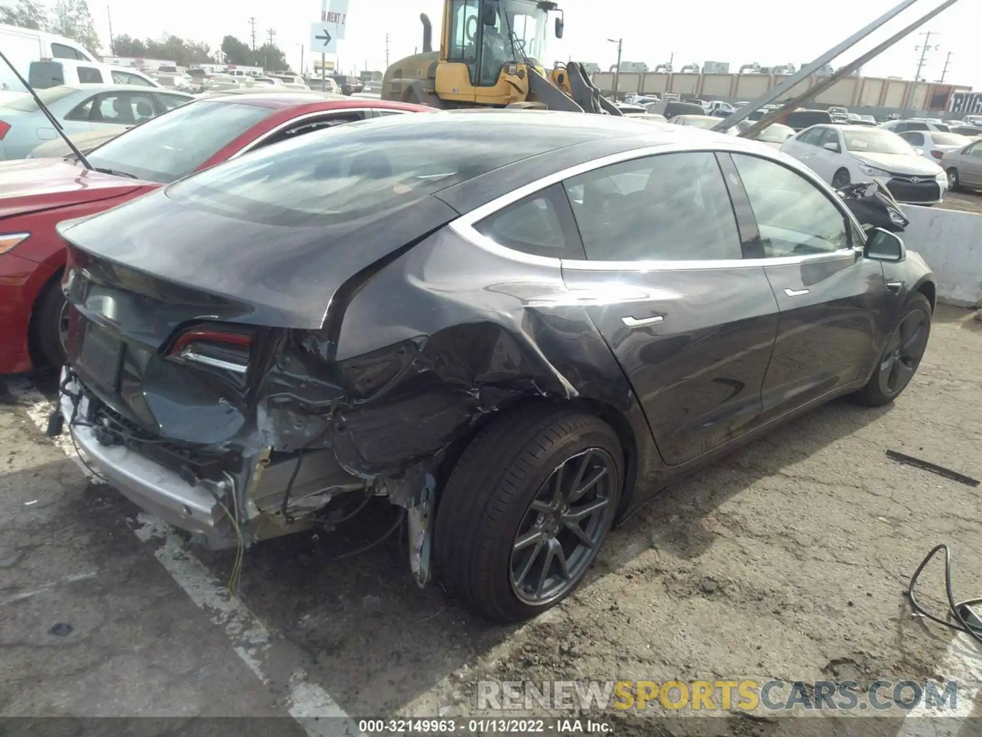 4 Photograph of a damaged car 5YJ3E1EA8LF803487 TESLA MODEL 3 2020