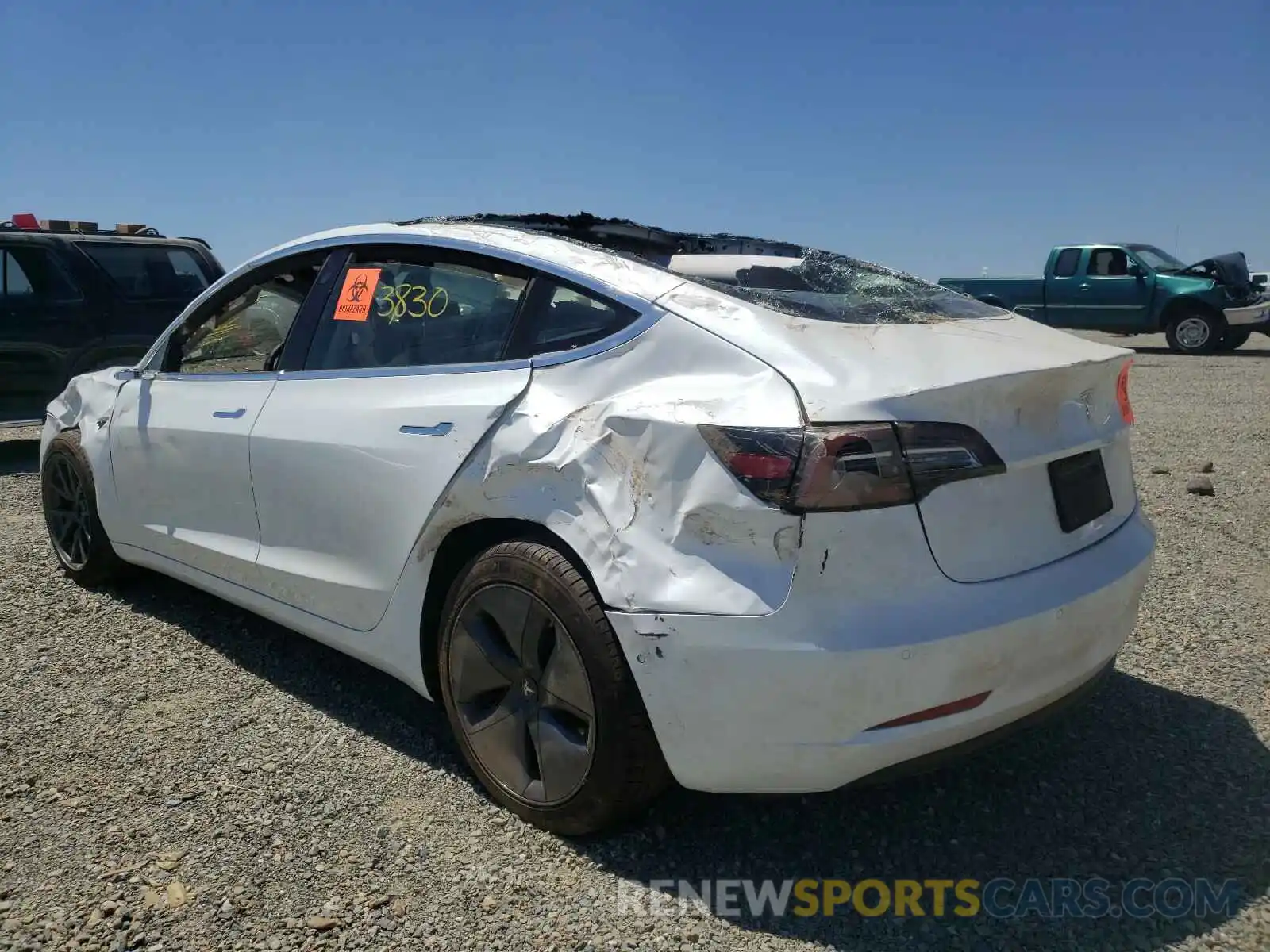 3 Photograph of a damaged car 5YJ3E1EA8LF807491 TESLA MODEL 3 2020