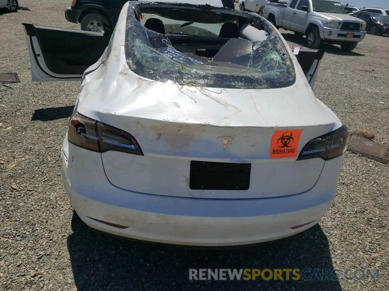 7 Photograph of a damaged car 5YJ3E1EA8LF807491 TESLA MODEL 3 2020