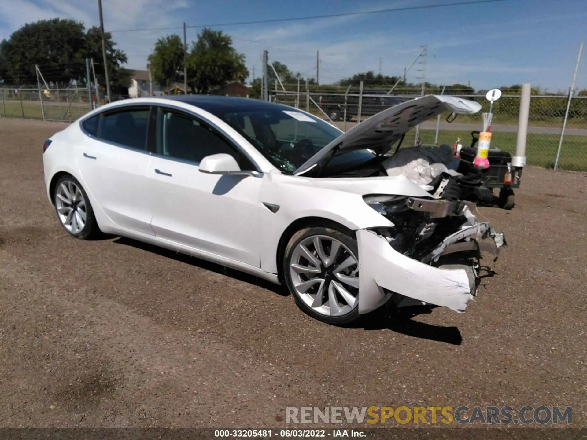 1 Photograph of a damaged car 5YJ3E1EA9LF476789 TESLA MODEL 3 2020