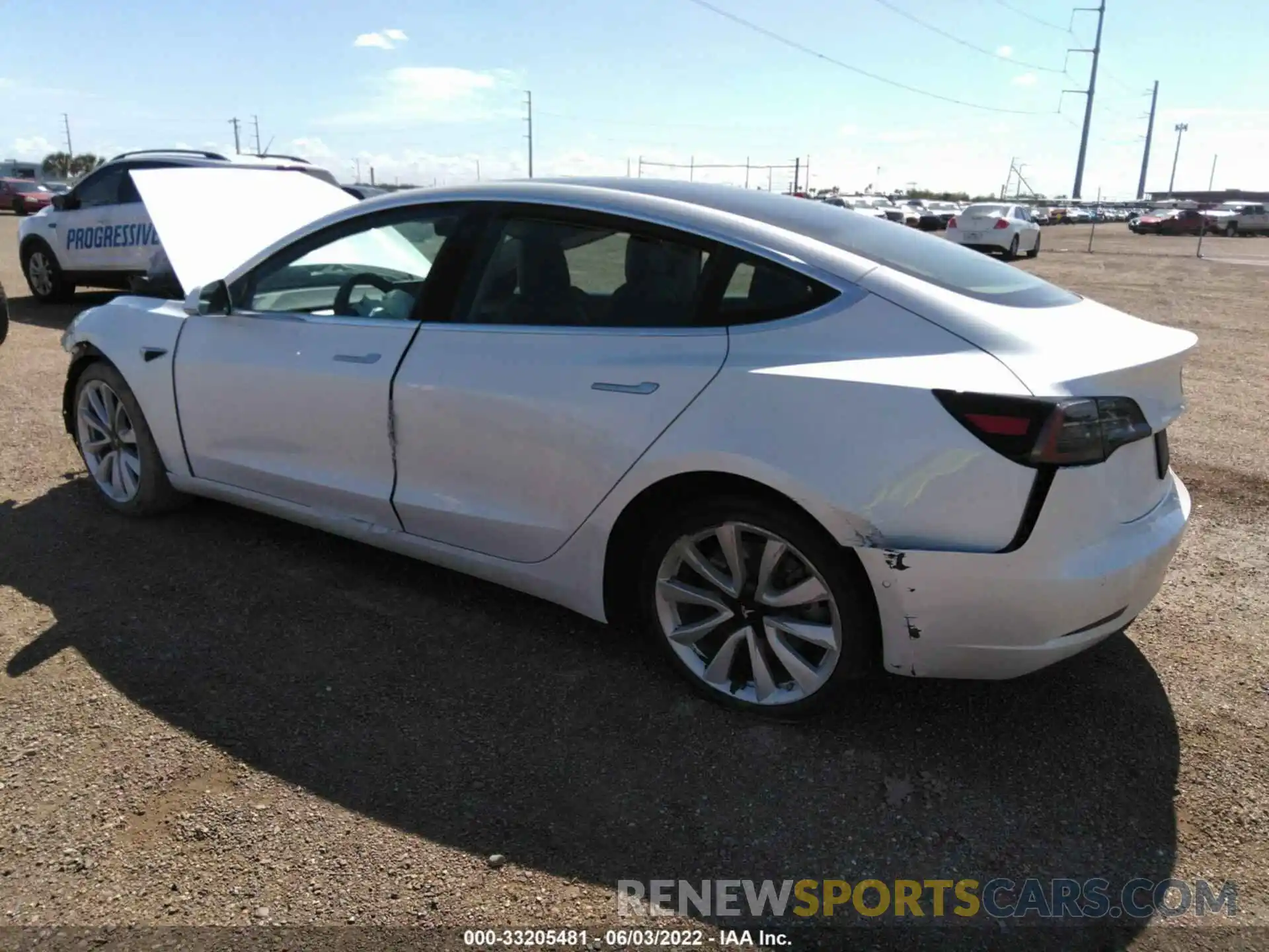 3 Photograph of a damaged car 5YJ3E1EA9LF476789 TESLA MODEL 3 2020