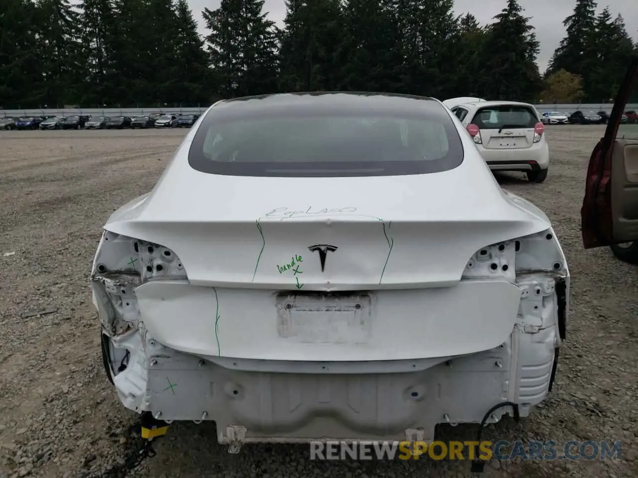 6 Photograph of a damaged car 5YJ3E1EA9LF504896 TESLA MODEL 3 2020
