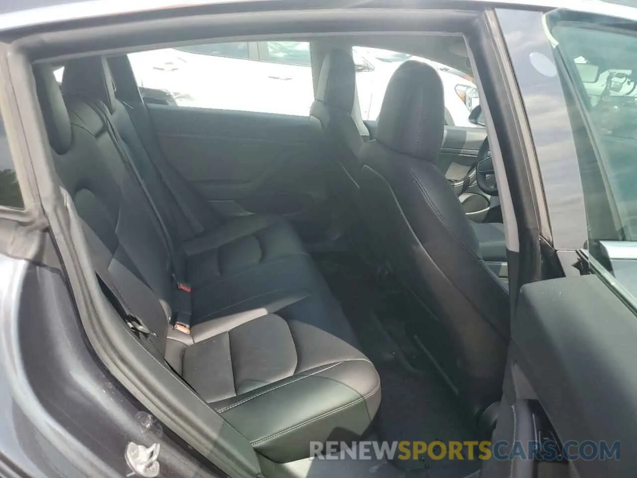 10 Photograph of a damaged car 5YJ3E1EA9LF597208 TESLA MODEL 3 2020