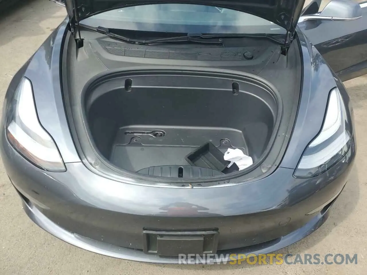 11 Photograph of a damaged car 5YJ3E1EA9LF597208 TESLA MODEL 3 2020