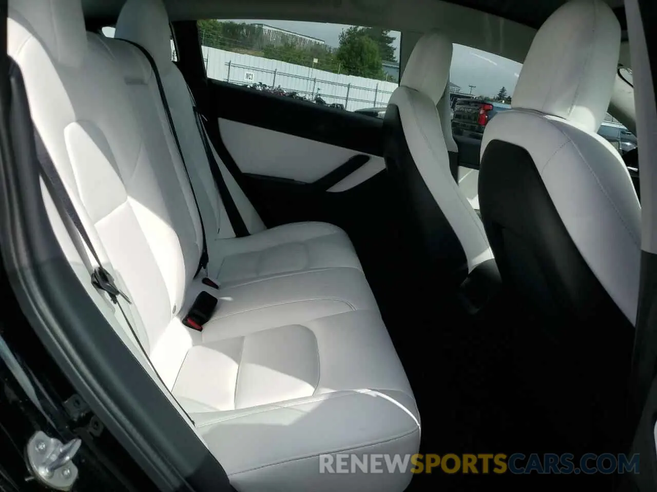 10 Photograph of a damaged car 5YJ3E1EA9LF606716 TESLA MODEL 3 2020