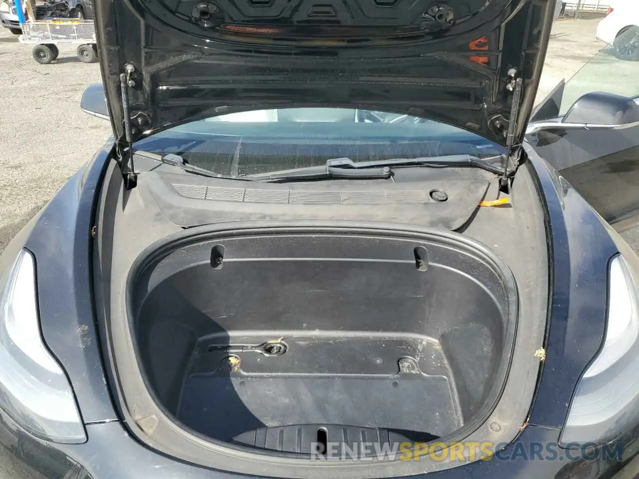 11 Photograph of a damaged car 5YJ3E1EA9LF606716 TESLA MODEL 3 2020