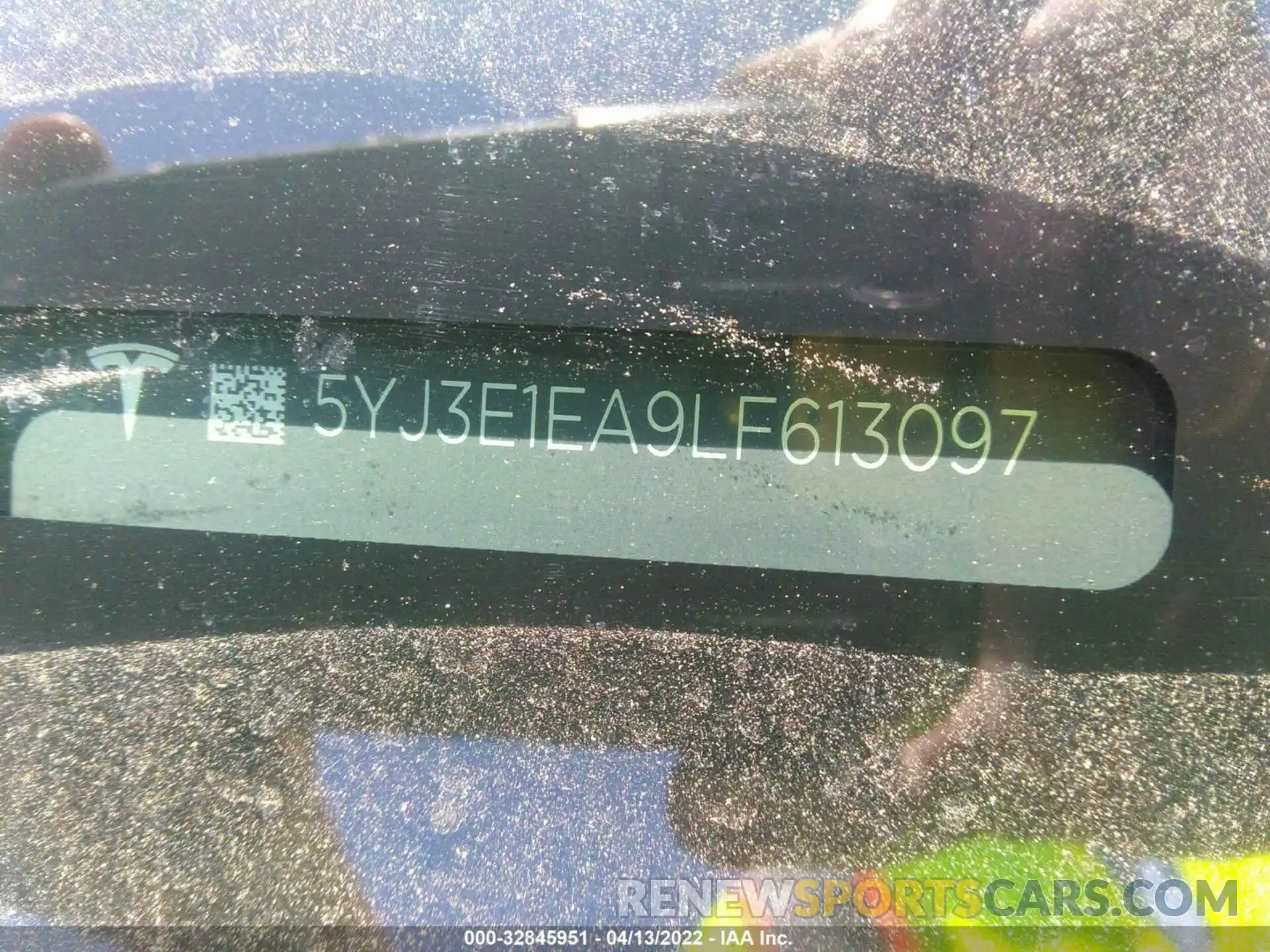 9 Photograph of a damaged car 5YJ3E1EA9LF613097 TESLA MODEL 3 2020