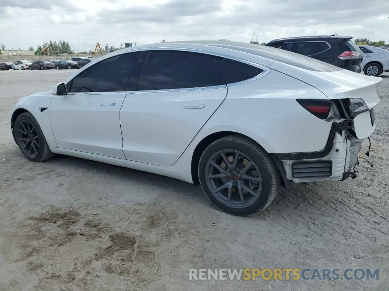2 Photograph of a damaged car 5YJ3E1EA9LF613746 TESLA MODEL 3 2020