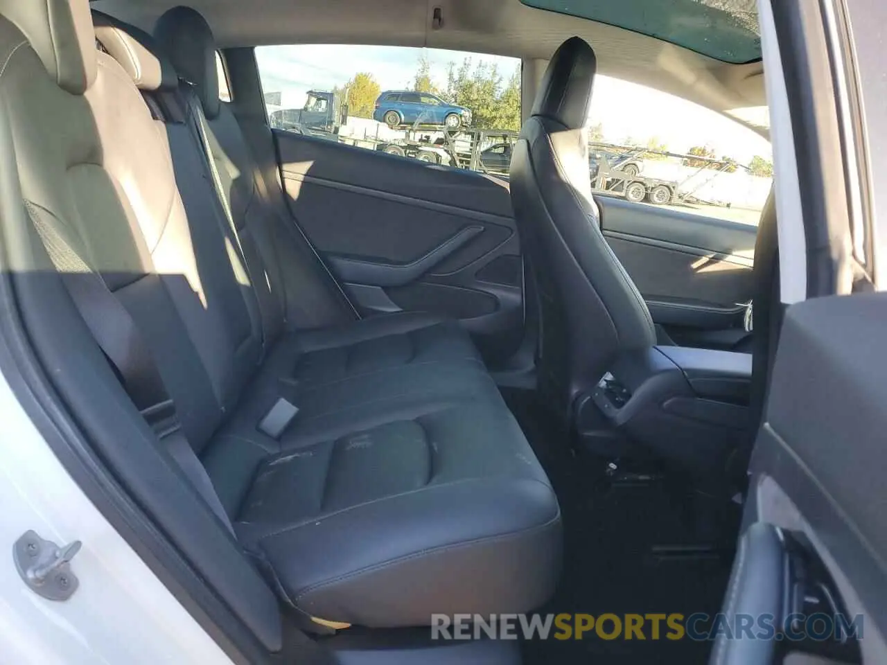 10 Photograph of a damaged car 5YJ3E1EA9LF625475 TESLA MODEL 3 2020